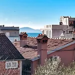 Coastal Apartament *