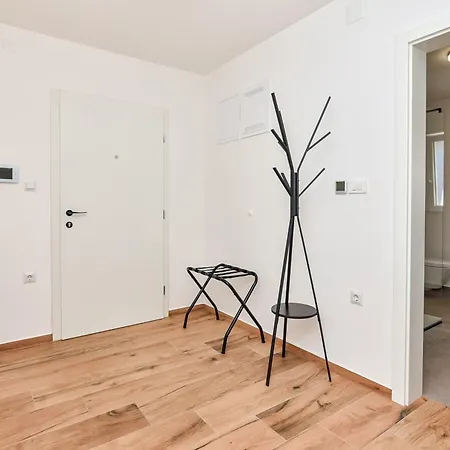 公寓 Coastal 扎达尔