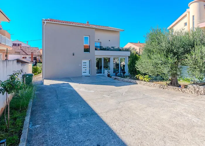 公寓 Coastal 扎达尔